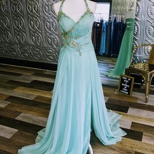 Seafoam Beaded Halter